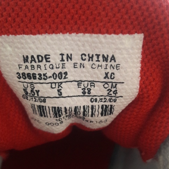 Shoes - Picture 5 of 5